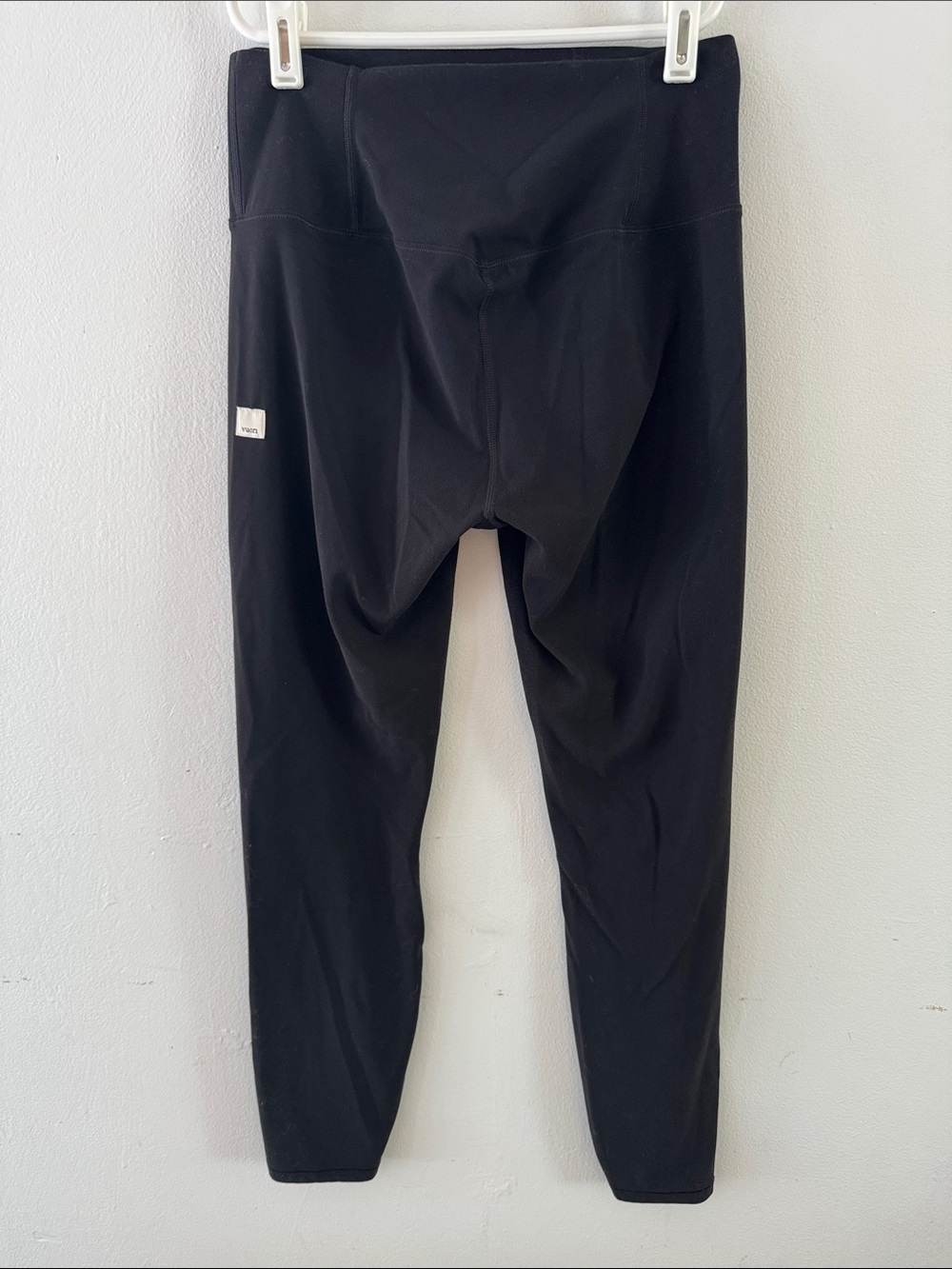 Vuori All The Feels high-rise black leggings Sz M - Picture 4 of 4